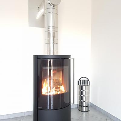 Fonte Flamme Mesa, bûche 35 cm, conduit isolé 150mm MODINOX PTR30 (Trézioux)