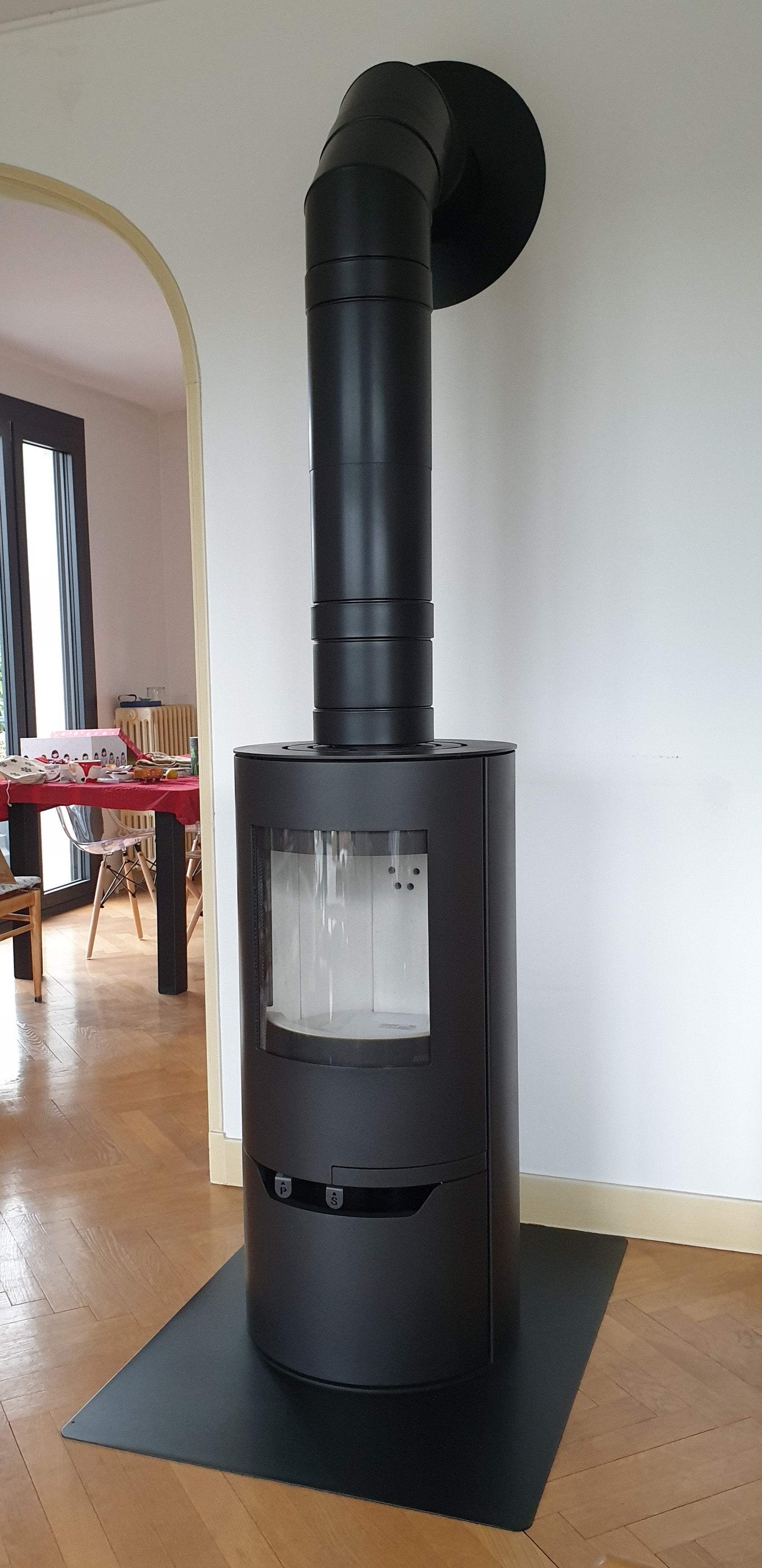 Interstoves ISF 6kW, conduit isolé MODINOX PTR30 150mm (Mozac)