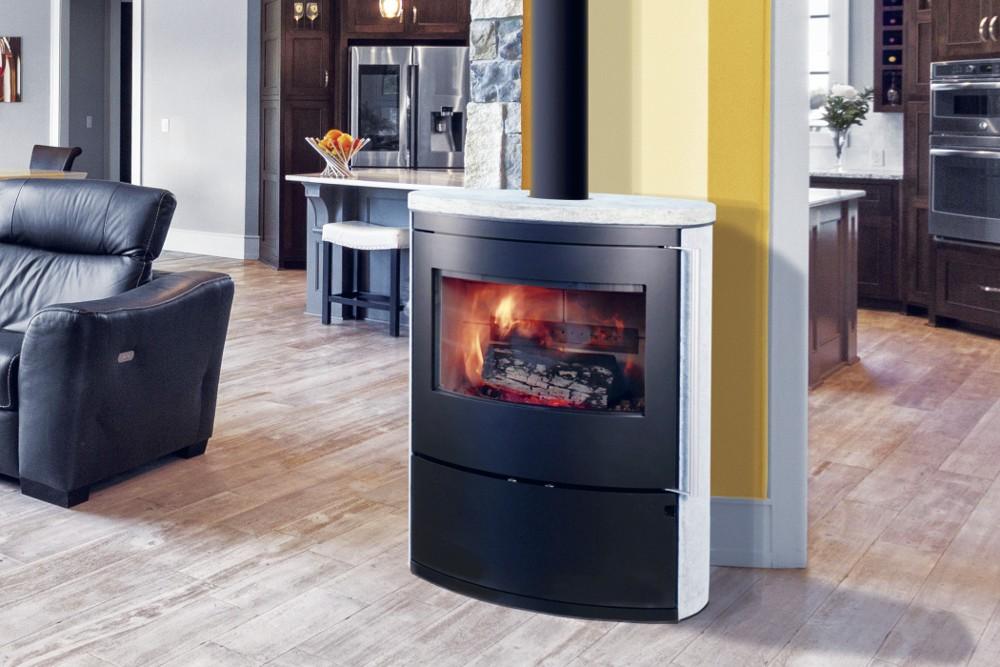Poêle à bois FonteFlamme Bombay à partir de 2811 euros HT